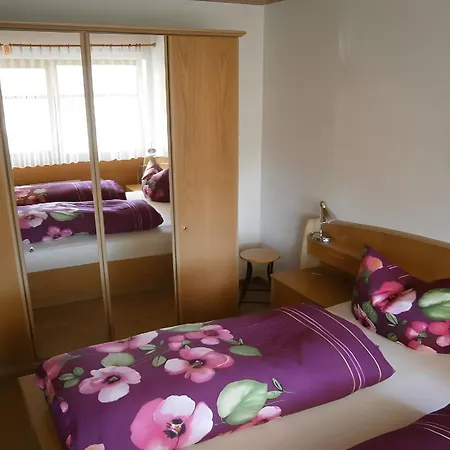 아파트 Gaestehaus Lamprecht 울딘겐물호펜