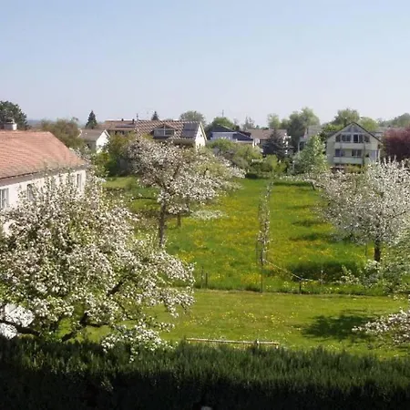 Gaestehaus Lamprecht 아파트 *